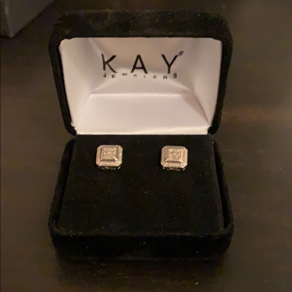 Women’s Earrings